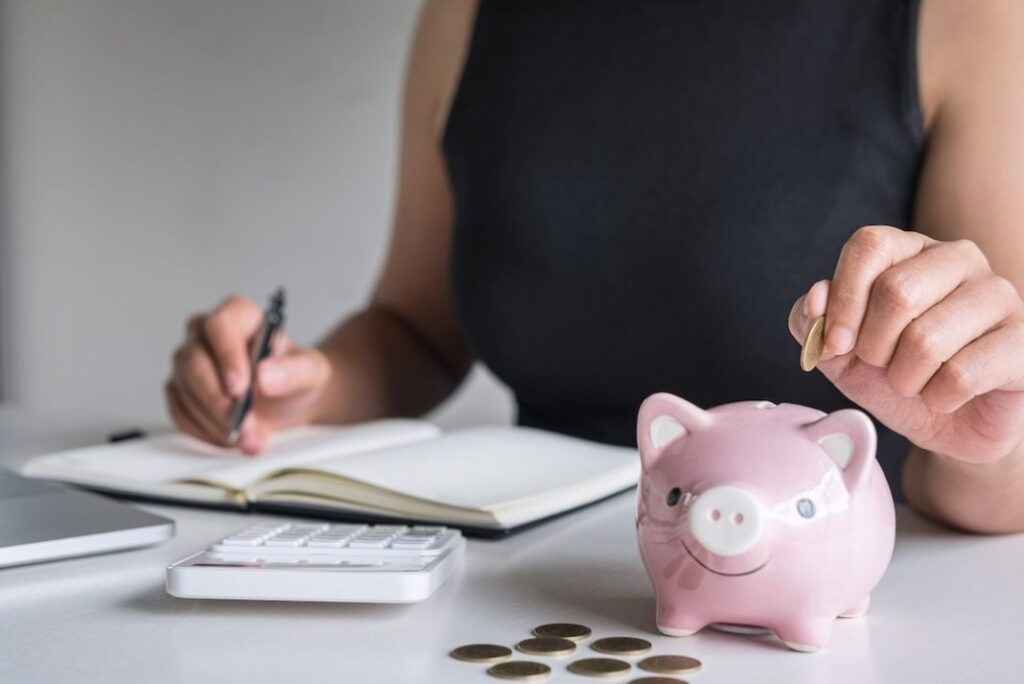 Saving money for annual self assessment to pay tax bill 
