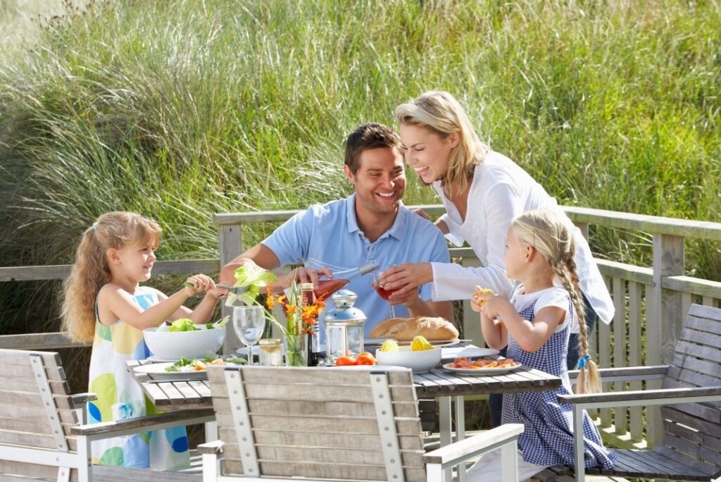 Free family fun picnic 